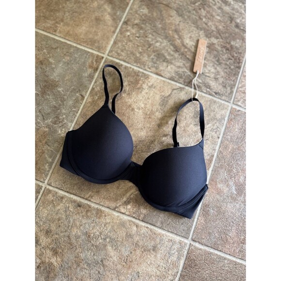 Skims Fits Everybody T-shirt Demi Bra Onyx Size 32C - Picture 2 of 6